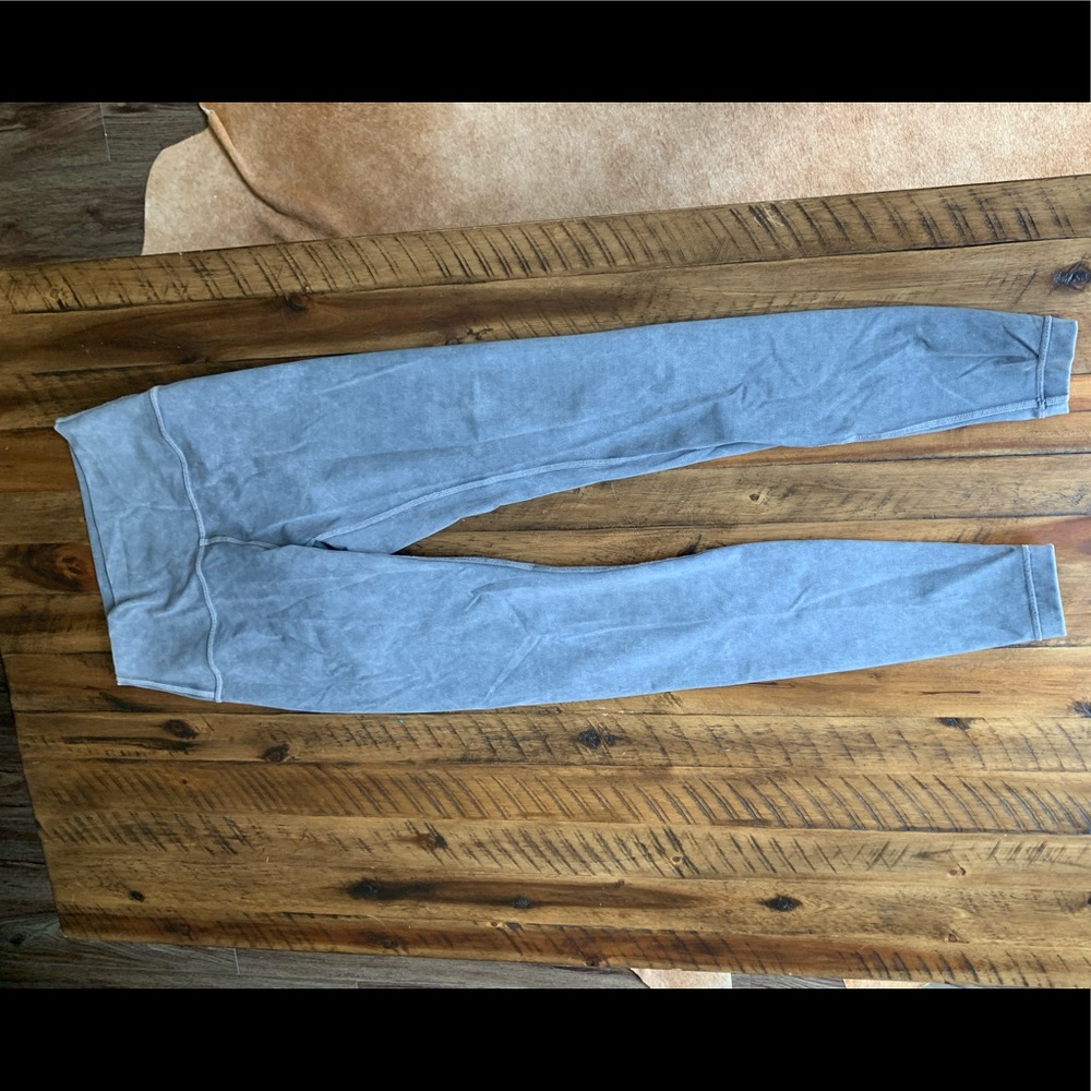 Lululemon Wunder Under 4